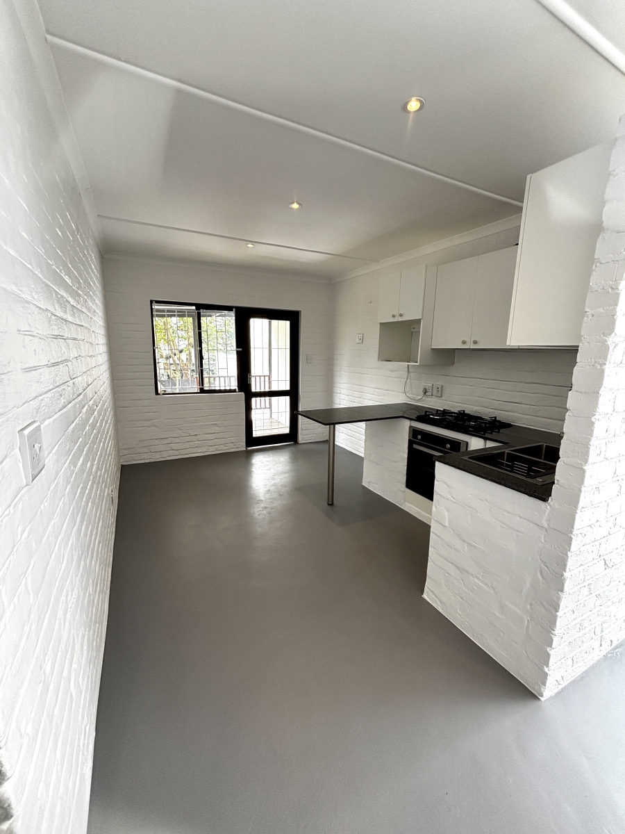 1 Bedroom Property for Sale in Plettenberg Bay Central Western Cape